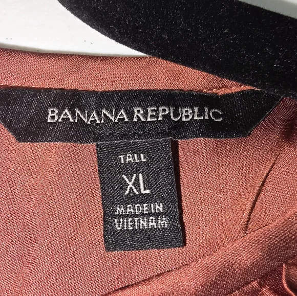 Banana Republic Tall XL Rust Pleated Long Sleeve Work Blouse Flowy‎ Business - Picture 3 of 10